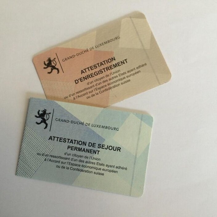 Attestation de séjour permanent d'un citoyen de l'UE - Permanent residence permit for an EU citizen